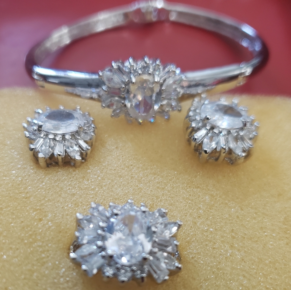 Cubic Zirconia Set